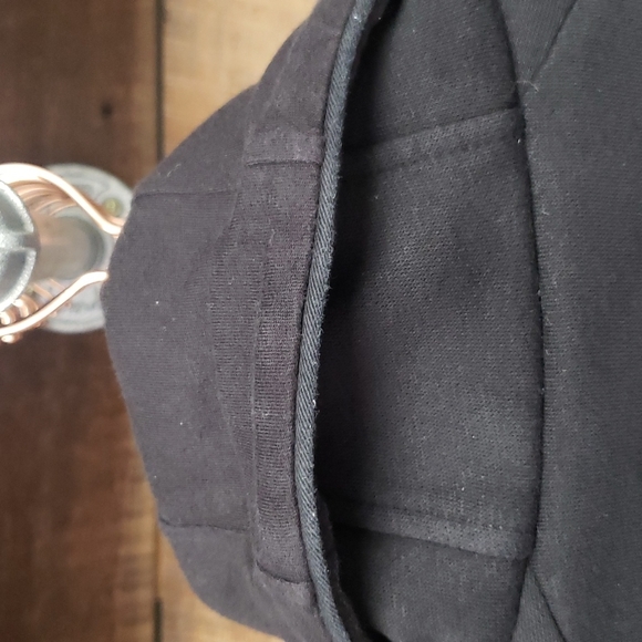 H & M Men's Sweatshirt, Medium - Picture 7 of 9